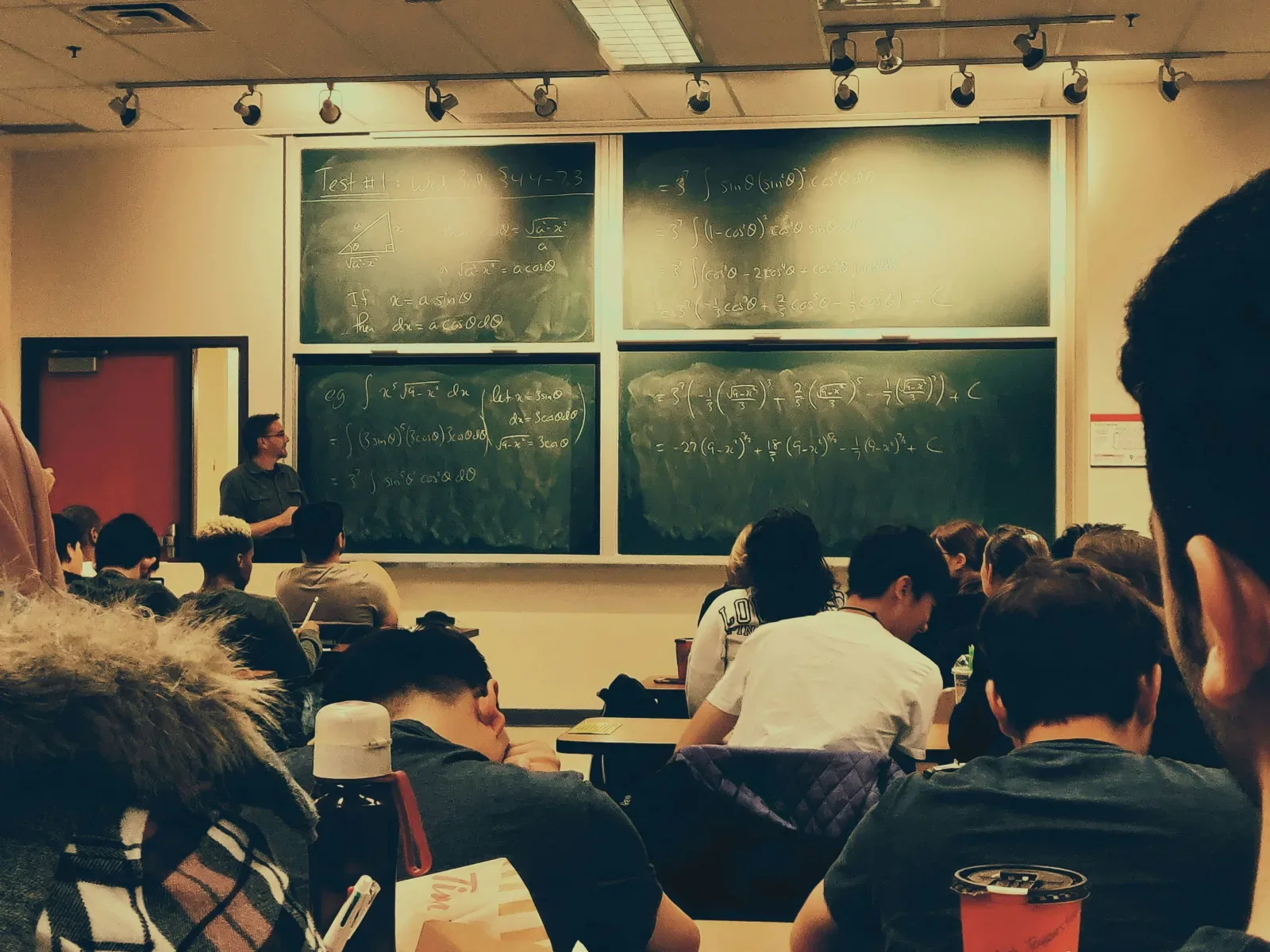 Kemiskinan yang Diwariskan Ruang Kelas